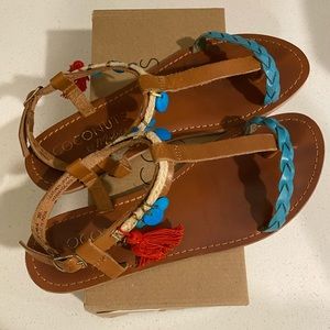 Gorgeous COCONUTS by Matisse Sandals